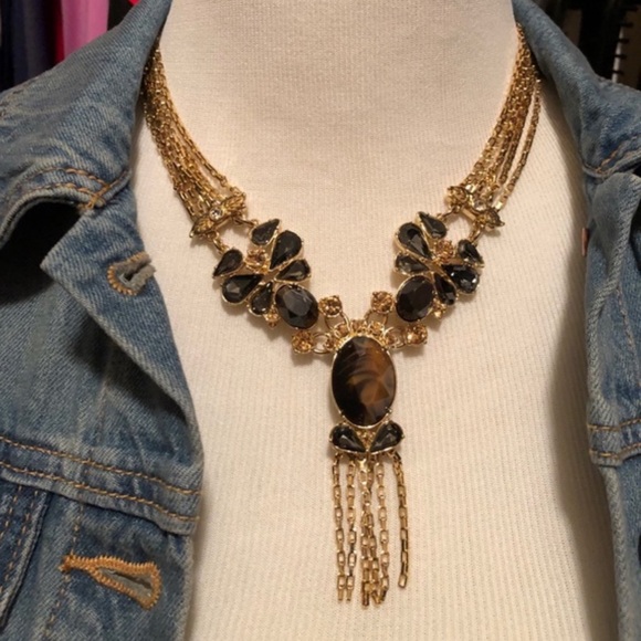 ANN TAYLOR  • Tortoise Crystal Fringe Tassel Necklace - Picture 2 of 5